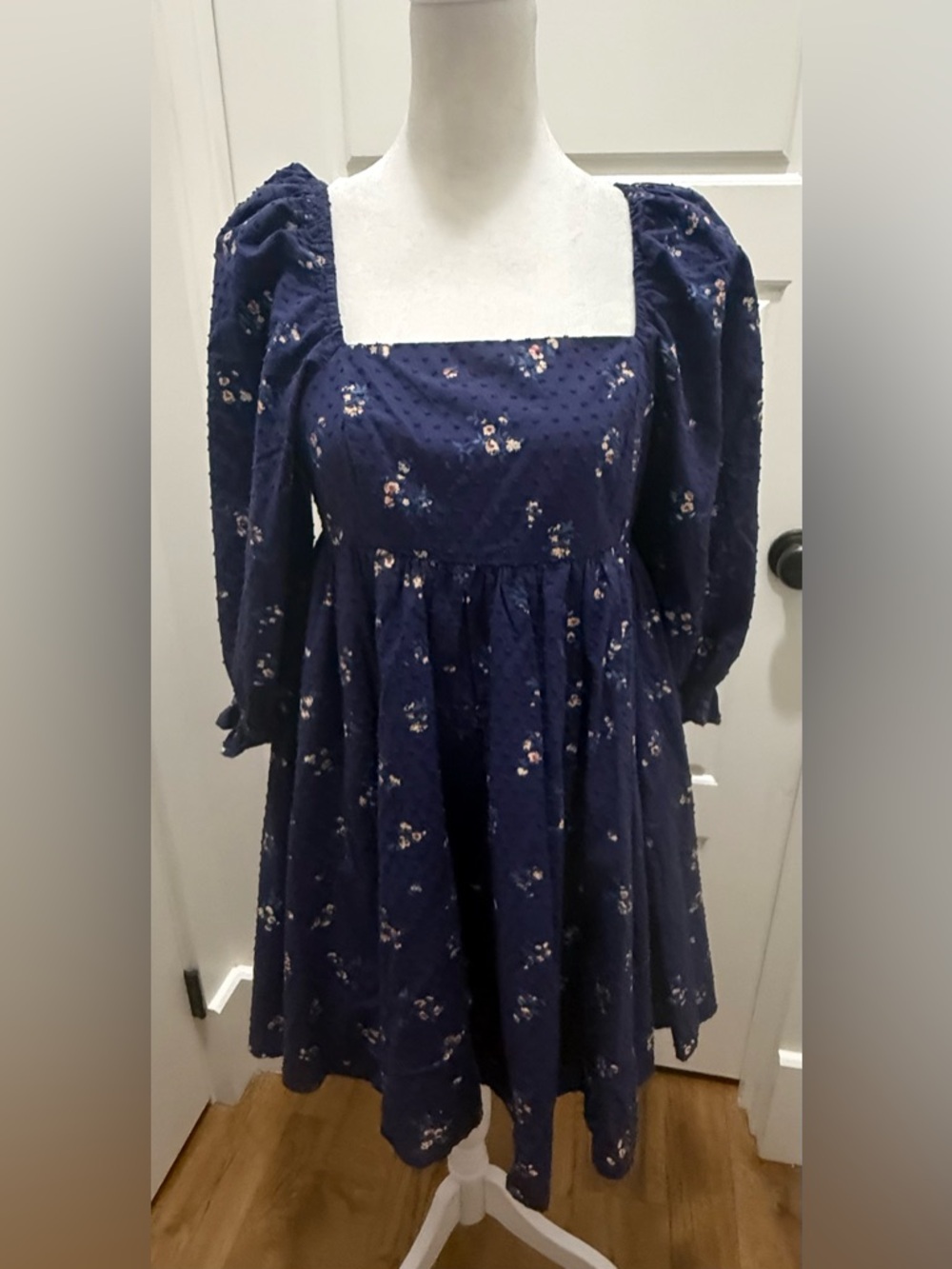 Altar'd State. Amabella Floral Puff Dress. Blue Floral Swiss Dot. Size Small.